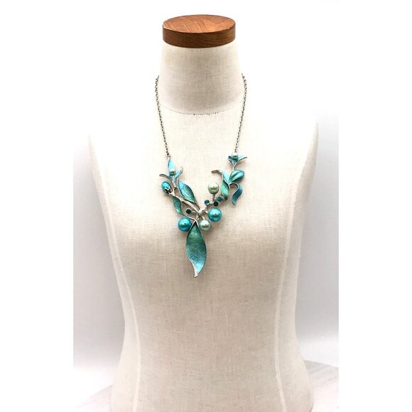 Vintage Style Aqua Leaf & Pearl Statement Necklace With Silver Chain ***See Note - Picture 4 of 5